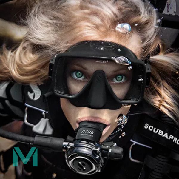 Potápěčka s maskou Scubapro Frameless